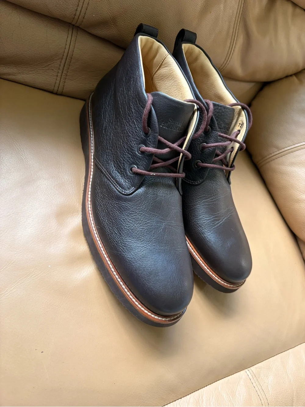 Samuel Hubbard Re boot Chukka 10.5 NWOT